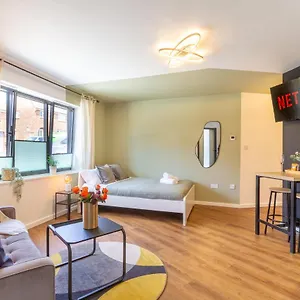 Stylish Retreat Apartment Brighton